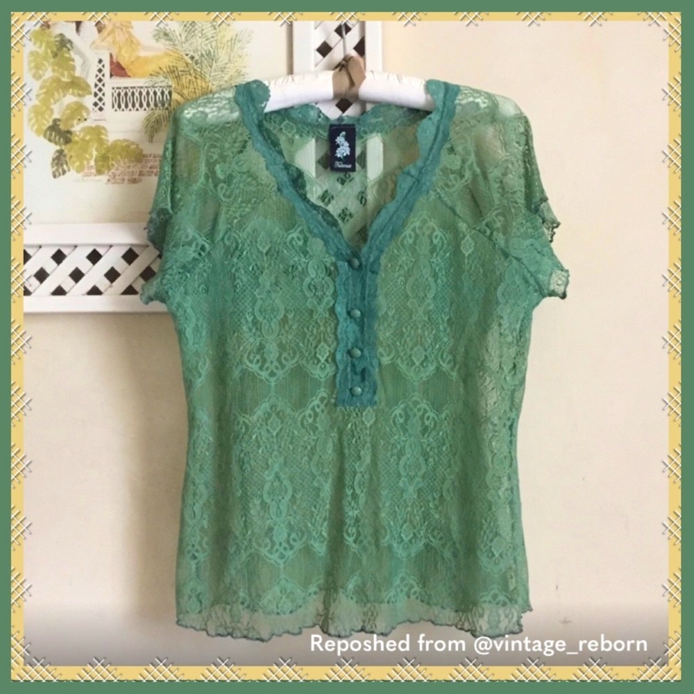 Tuberose* Beautiful Lace Blouse